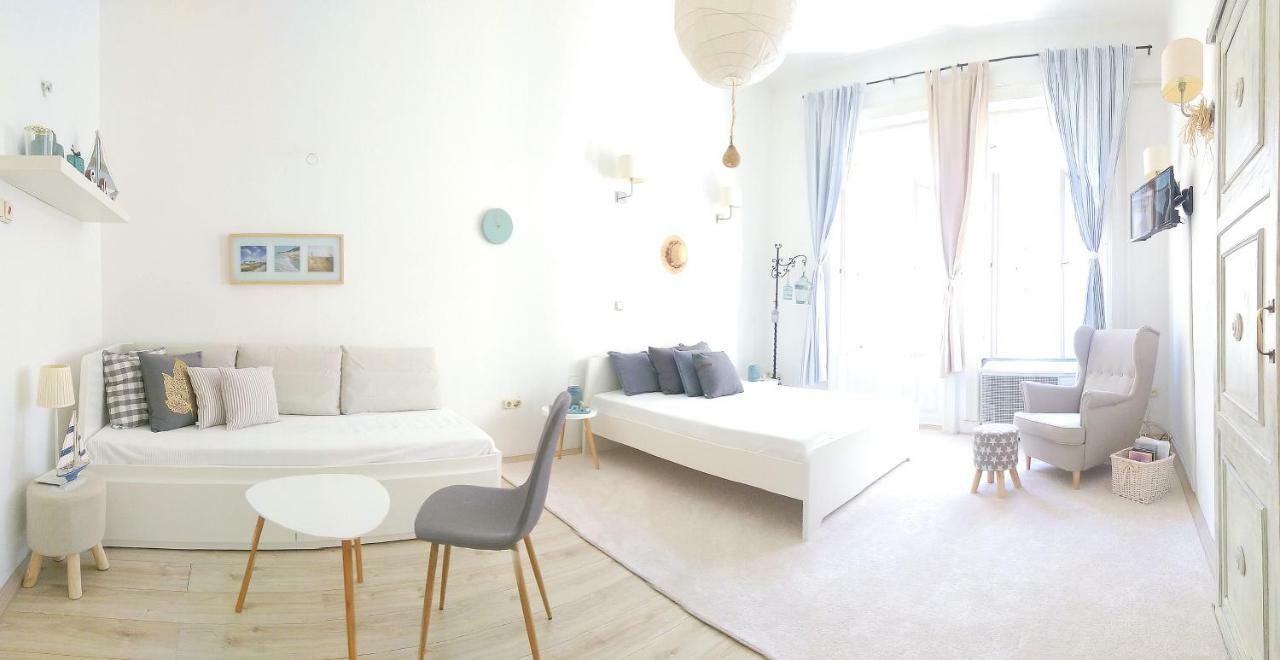 Cape Code Apartment Budapest Exterior photo